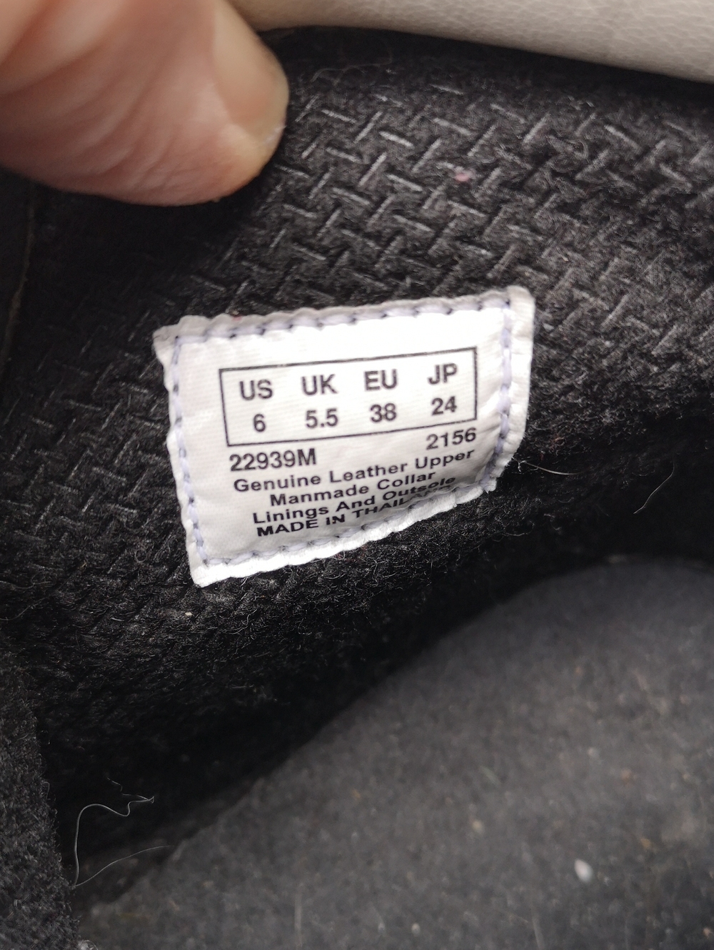 Timberland black leather laced ankle boots - Picture 11 of 12